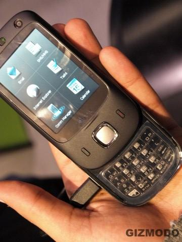 Illustration for article titled Hands On HTC Touch Dual (Nice, but Still WinMo)